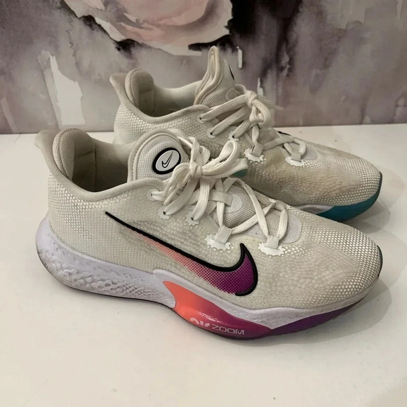 ! Size 8 - Nike Air Zoom BB NXT White Hyper Violet Crimson 2020 - Picture 2 of 7